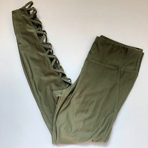 Marika 7/8 length workout leggings